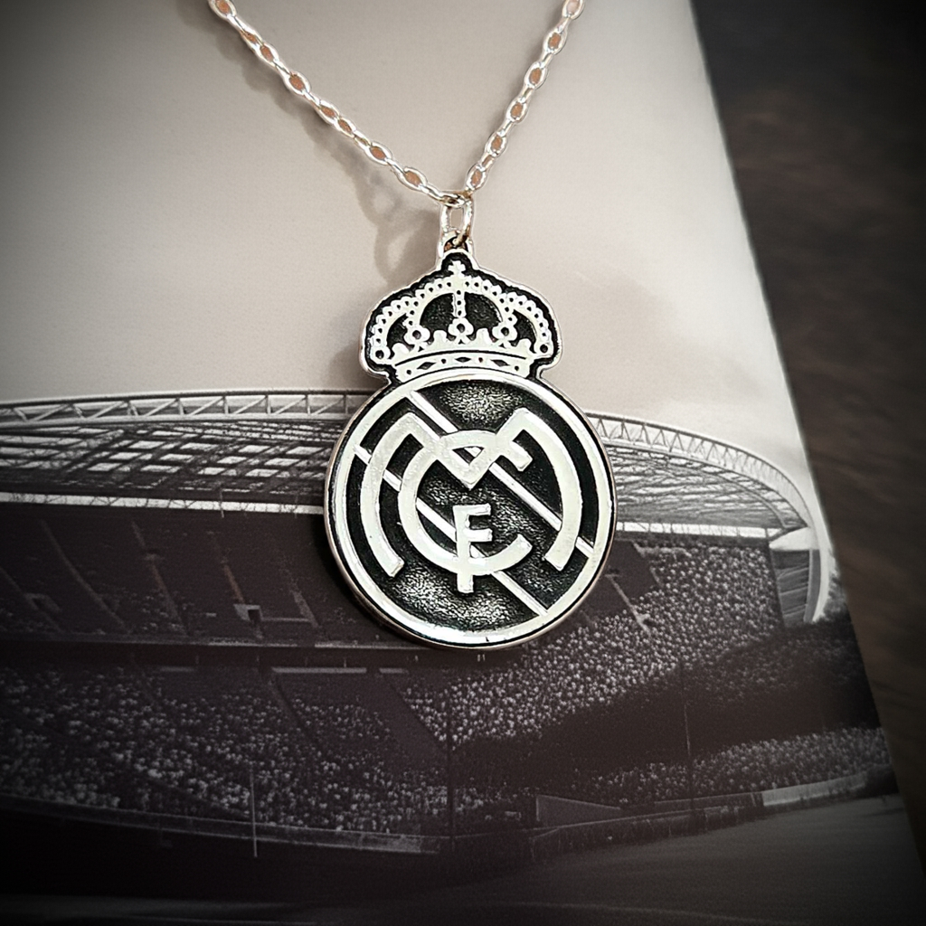 COLLAR  PLATA REAL MADRID