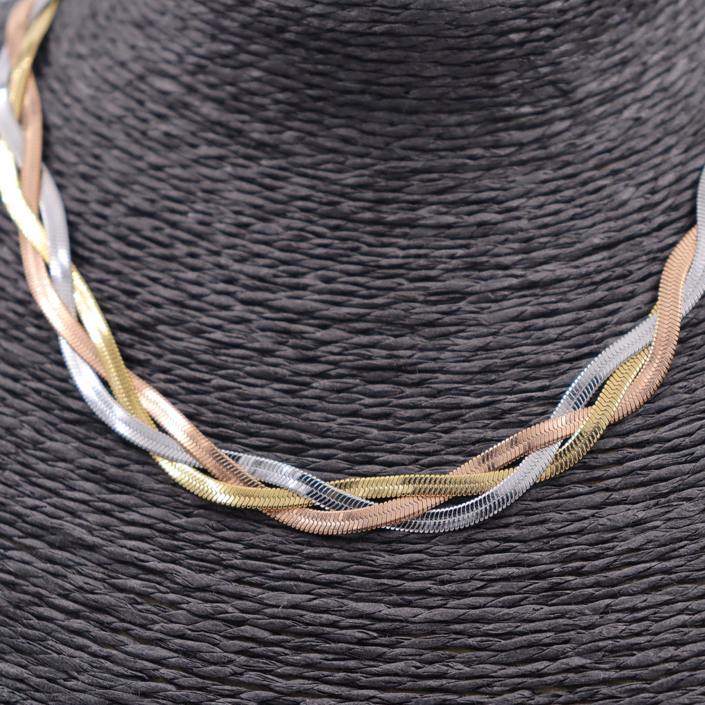 COLLAR ENTRELAZADO TRICOLOR
