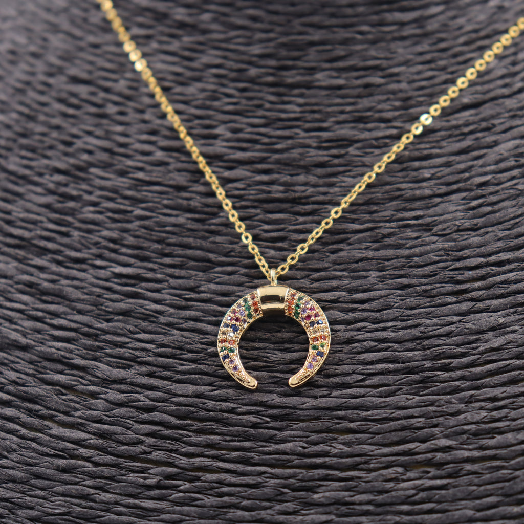 COLLAR CUERNOS CON PIEDRAS MULTICOLOR