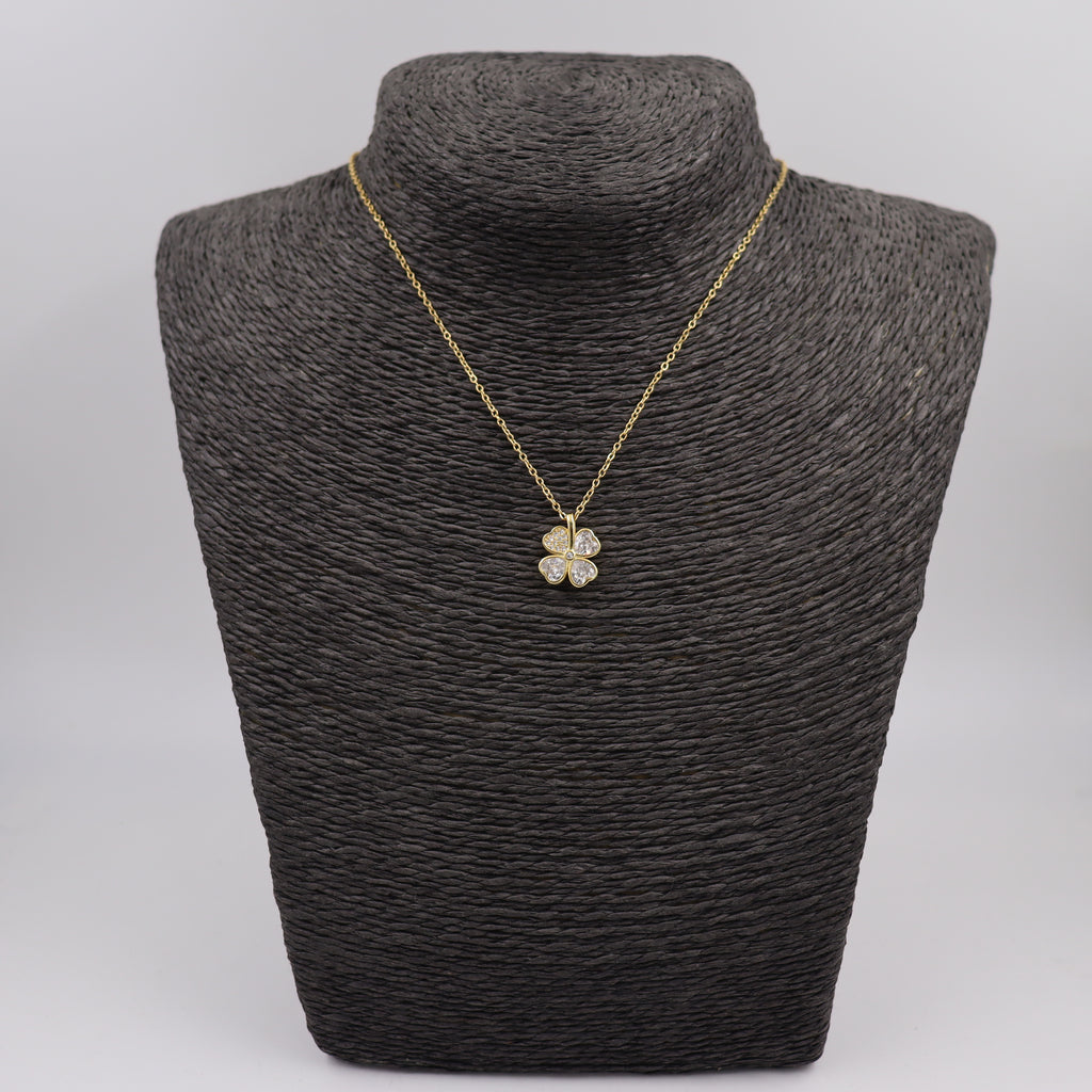 COLLAR TREBOL CORAZÓN