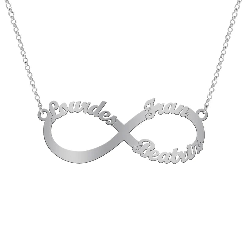 COLLAR INFINITO CON NOMBRES CALADOS