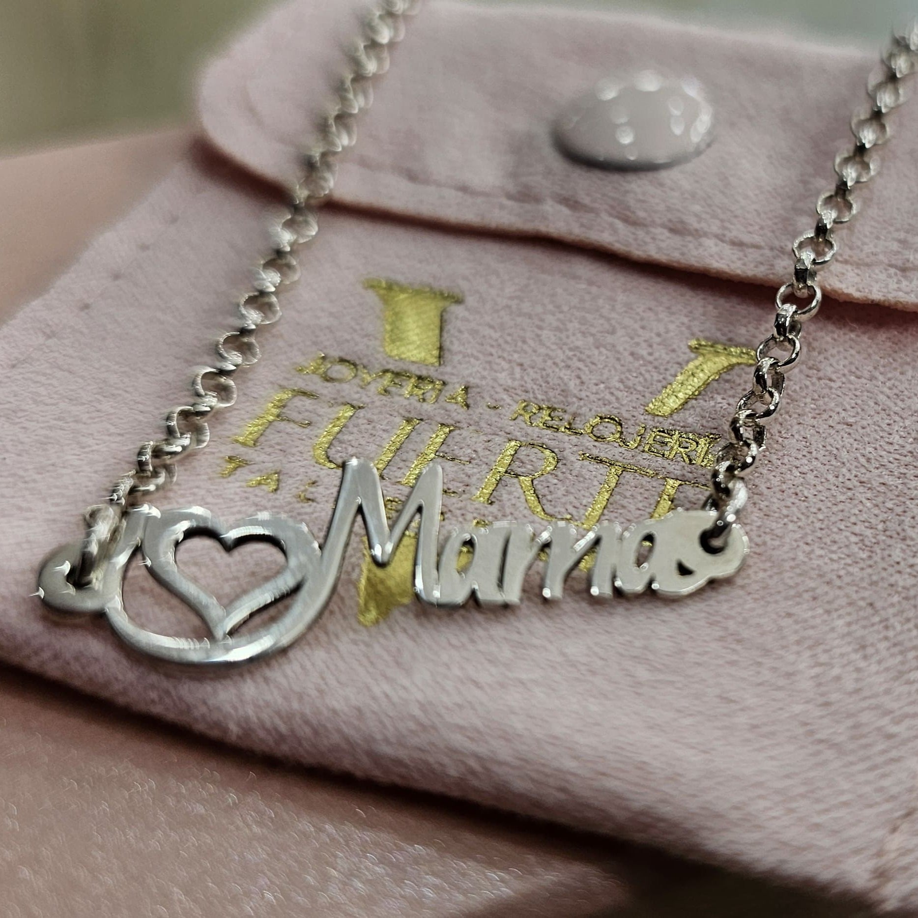 PULSERA MAMÁ CALADO