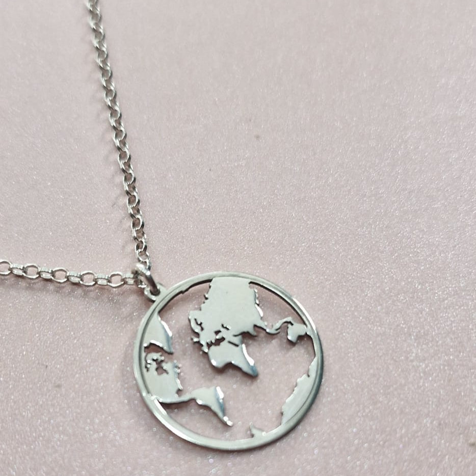 COLLAR MUNDO