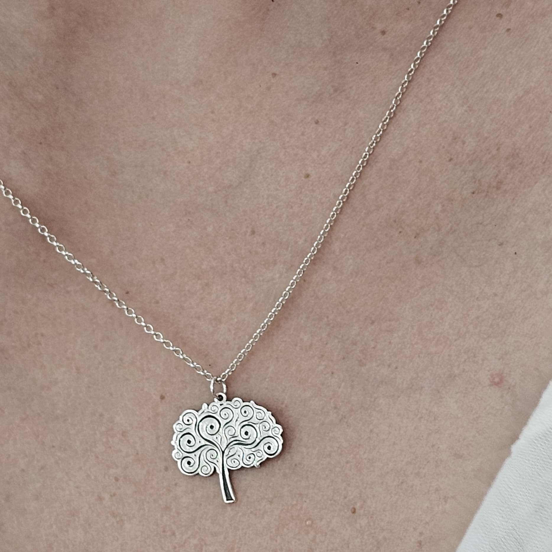COLLAR ÁRBOL