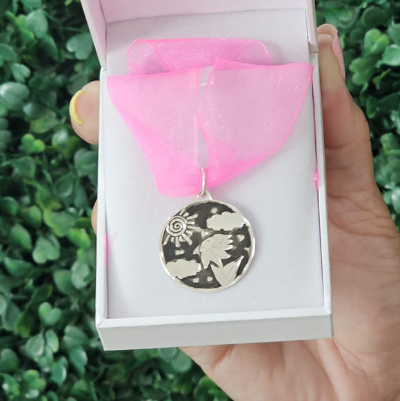 MEDALLA RAMO DE BODAS RELIEVE