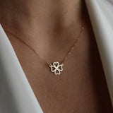 COLLAR TREBOL CON CORAZONES - C006