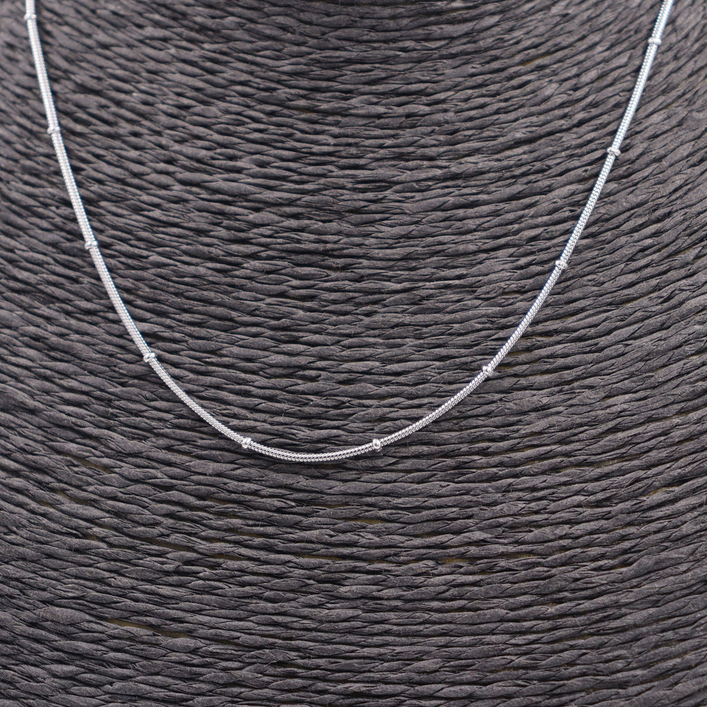 COLLAR ACERO BOLAS PEQUEÑAS