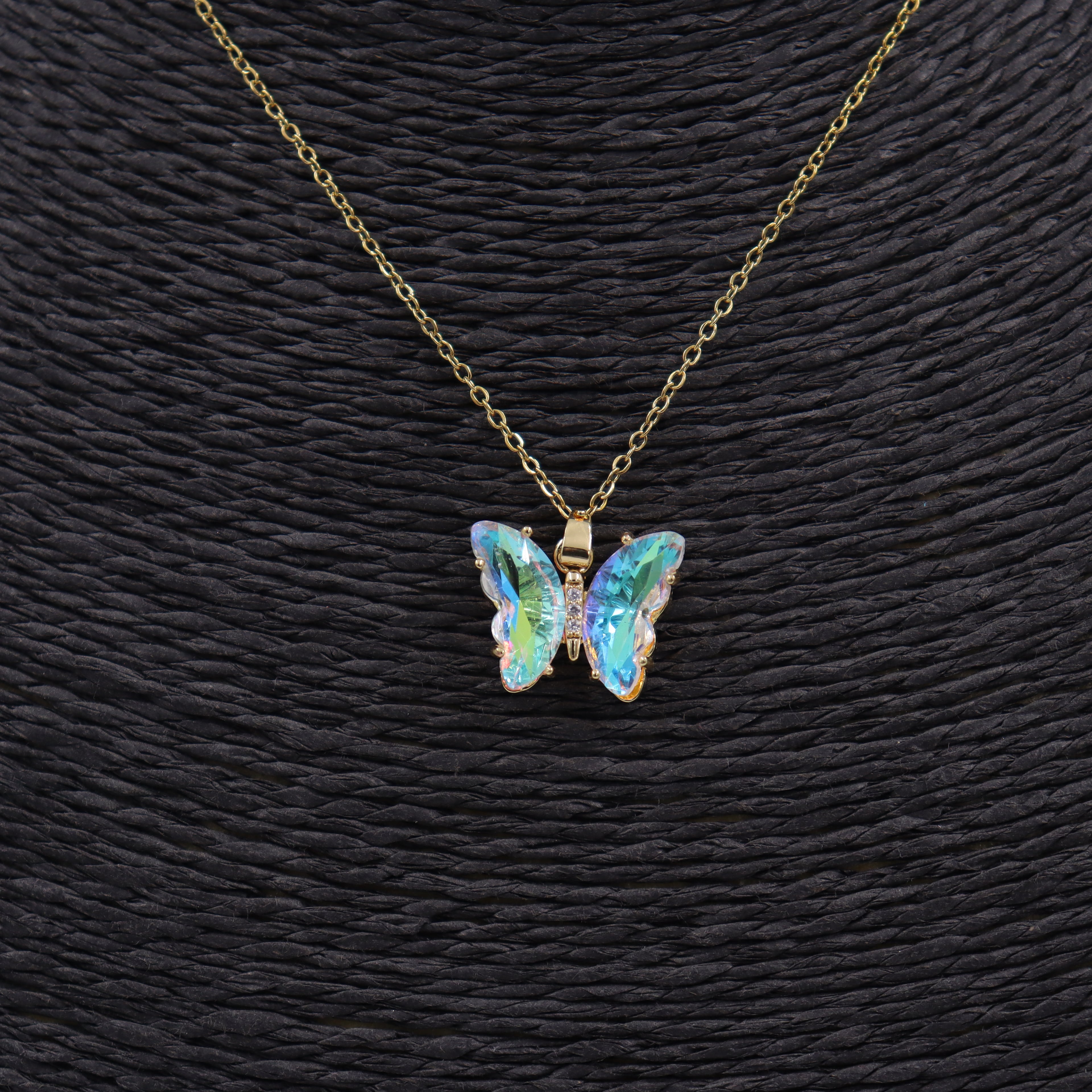 COLLAR ACERO DORADO MARIPOSA CRISTAL