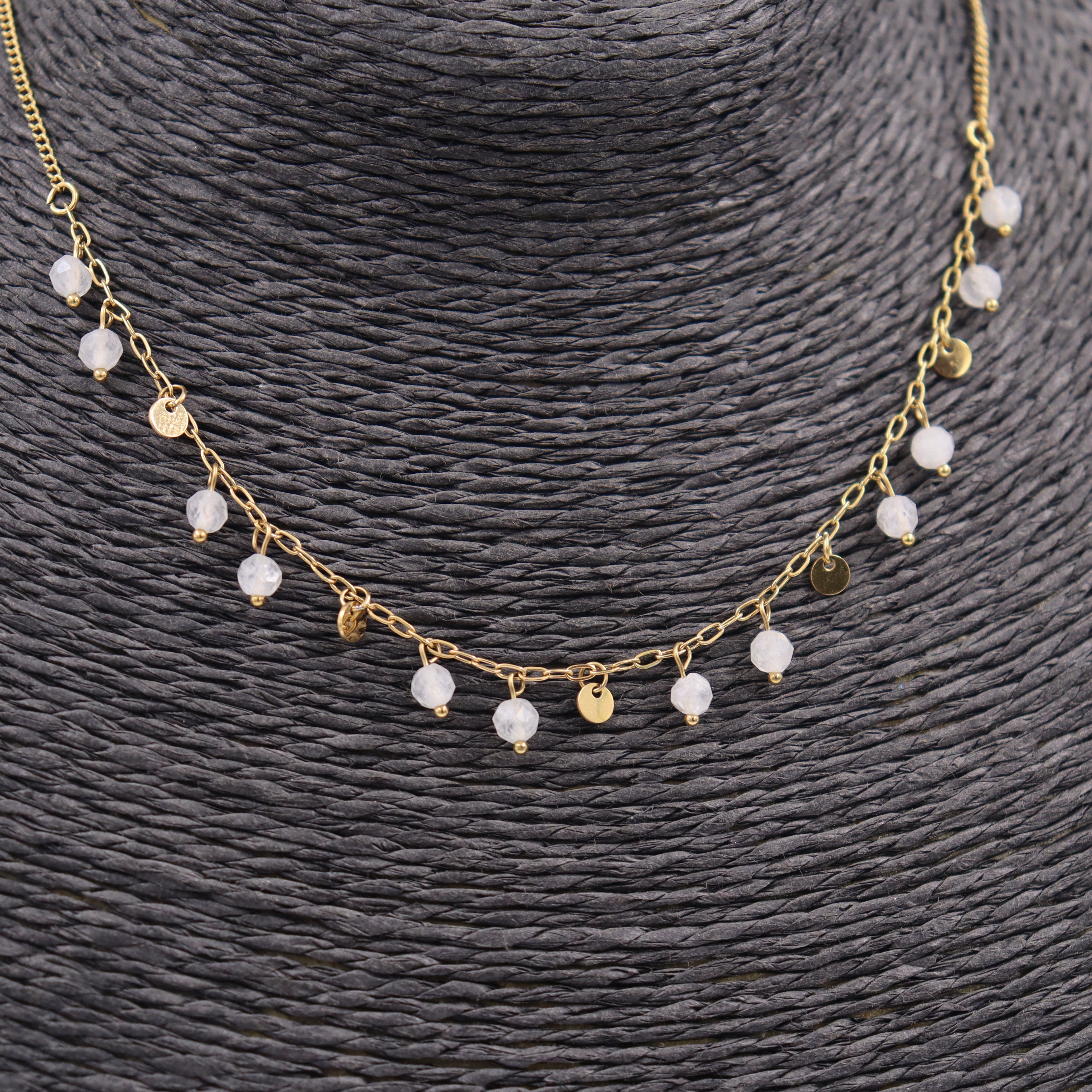 COLLAR DORADO PERLAS