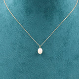 COLLAR CON PERLA BARROCA.