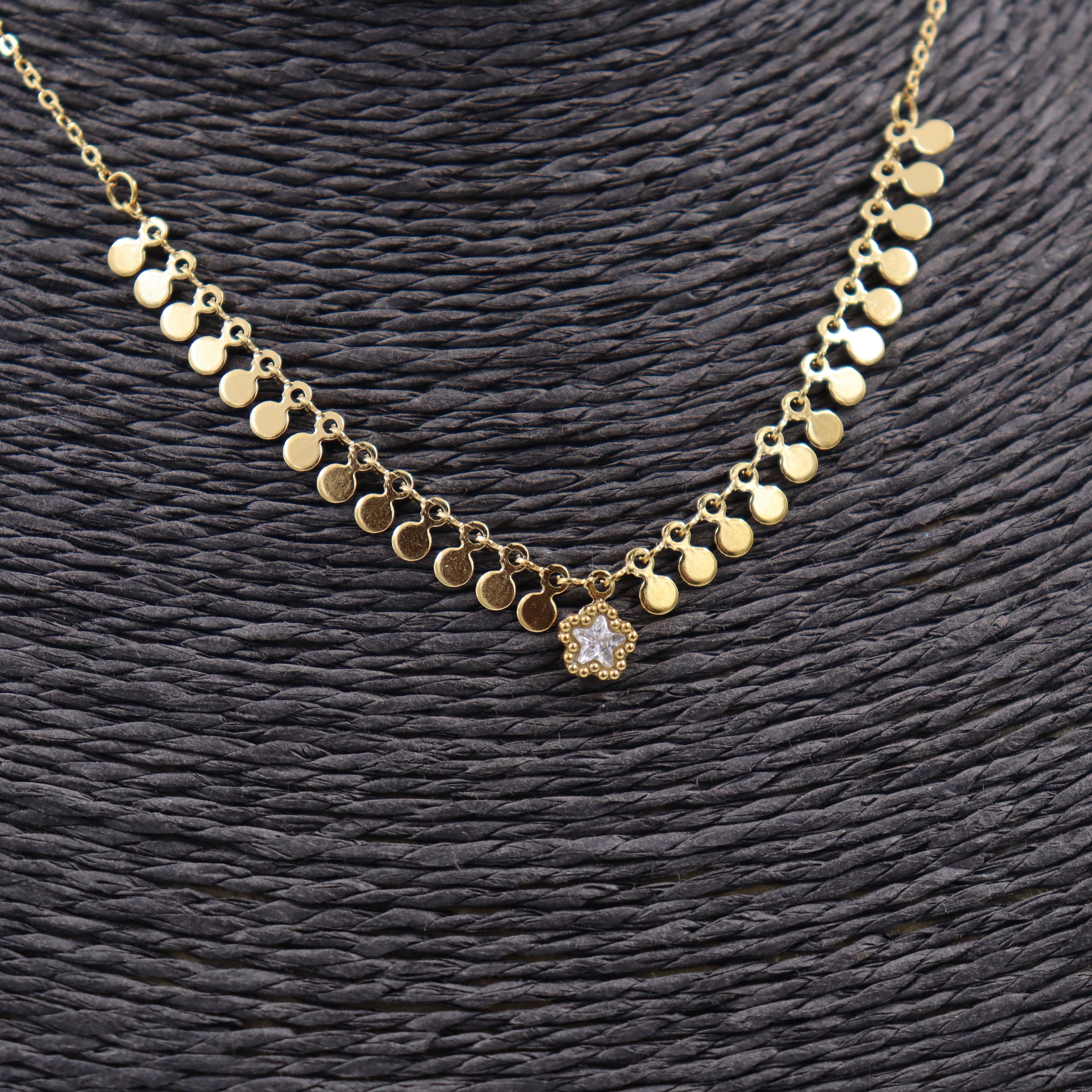 COLLAR ACERO DORADO PERLITAS Y ESTRELLAS